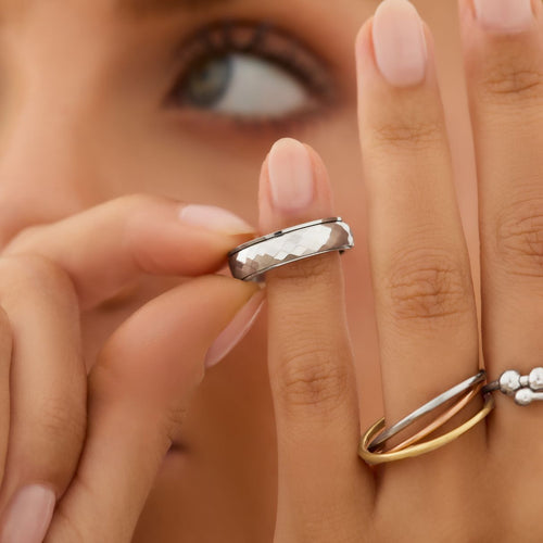 silver minimal pattern anxiety ring